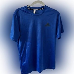 Adidas Short Sleeve Athletic Shirt. Size Men’s S. Color Blue.